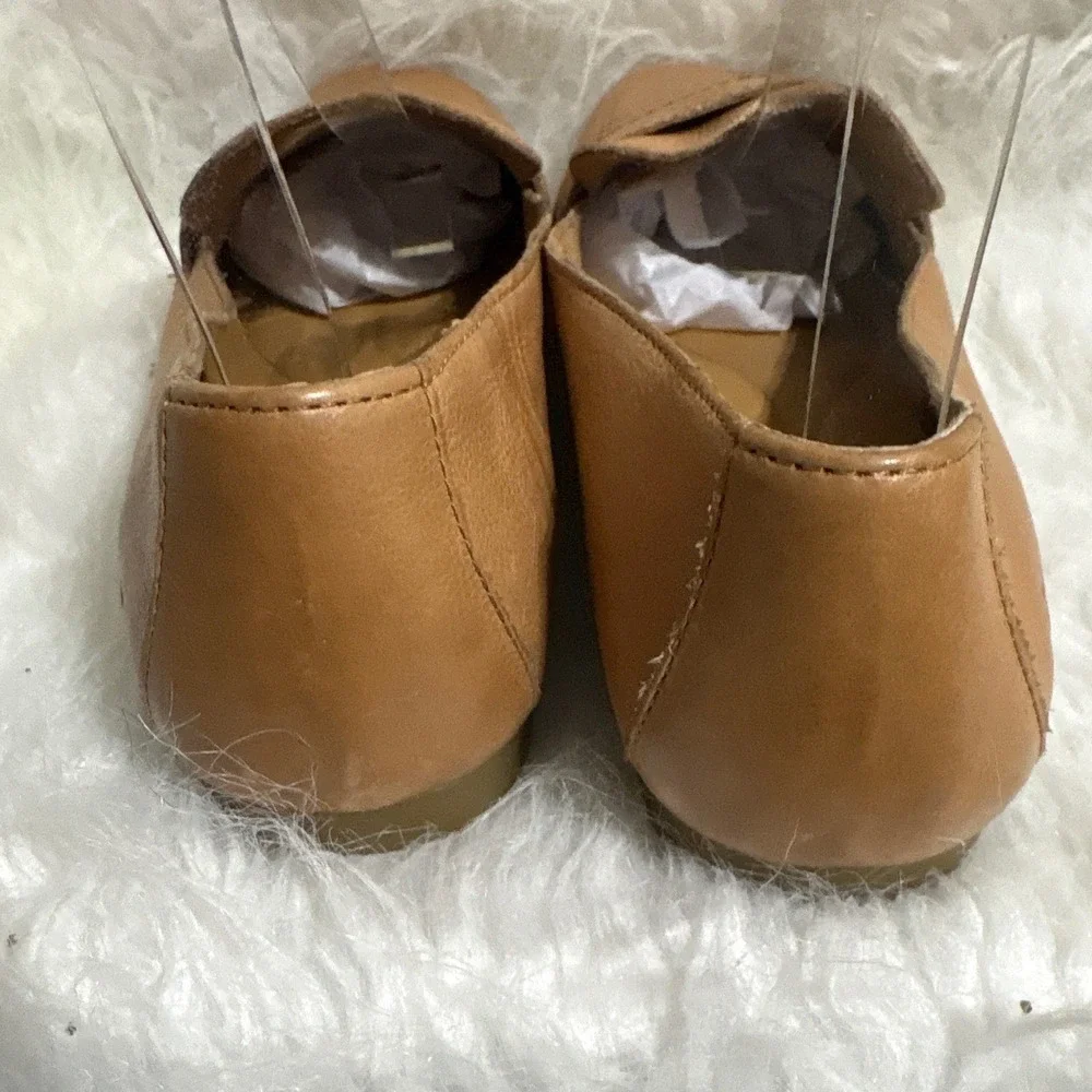 Born Tan Leather Penny Loafers Square Toe Slip On Flats Womens 8.5M BR0041102